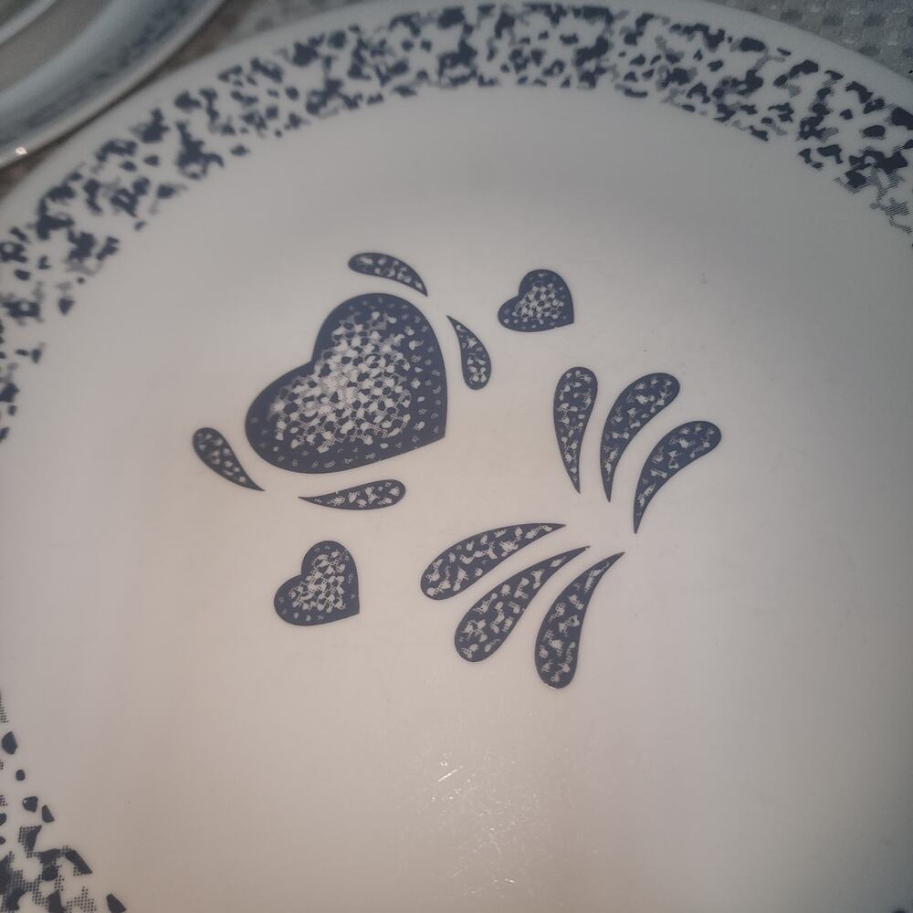CORNING EUC BLUE HEARTS 4 PC DINNER SITTING BOWL LR PLATE SMP PLATE MUG - Picture 7 of 8